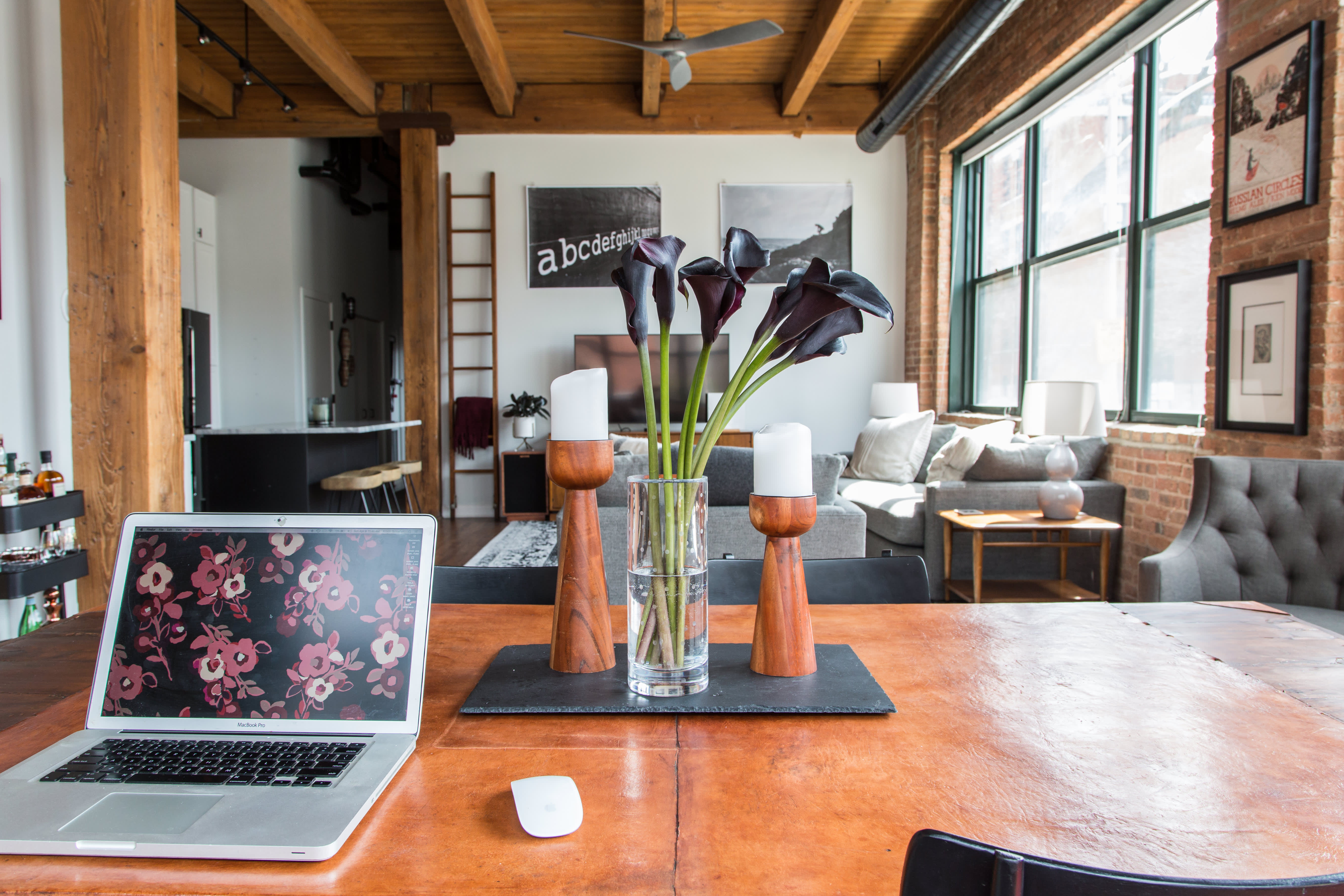 House Tour: A Remodeled Chicago Loft in a Former Factory | Apartment